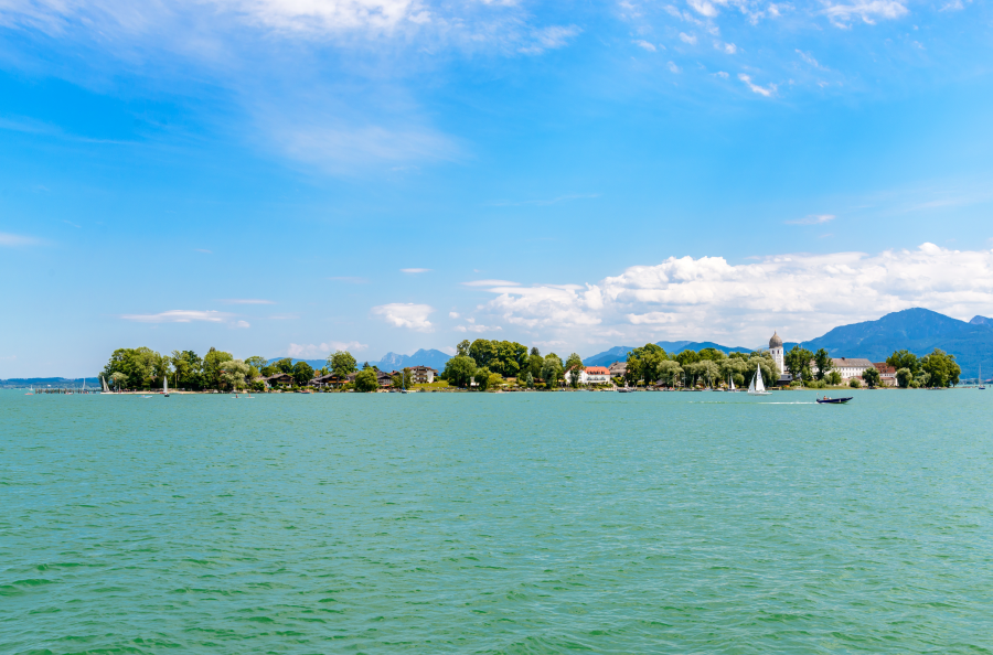 Musikreise in den Chiemgau: Immling Festival und Konzert im Spiegelsaal auf Herrenchiemsee